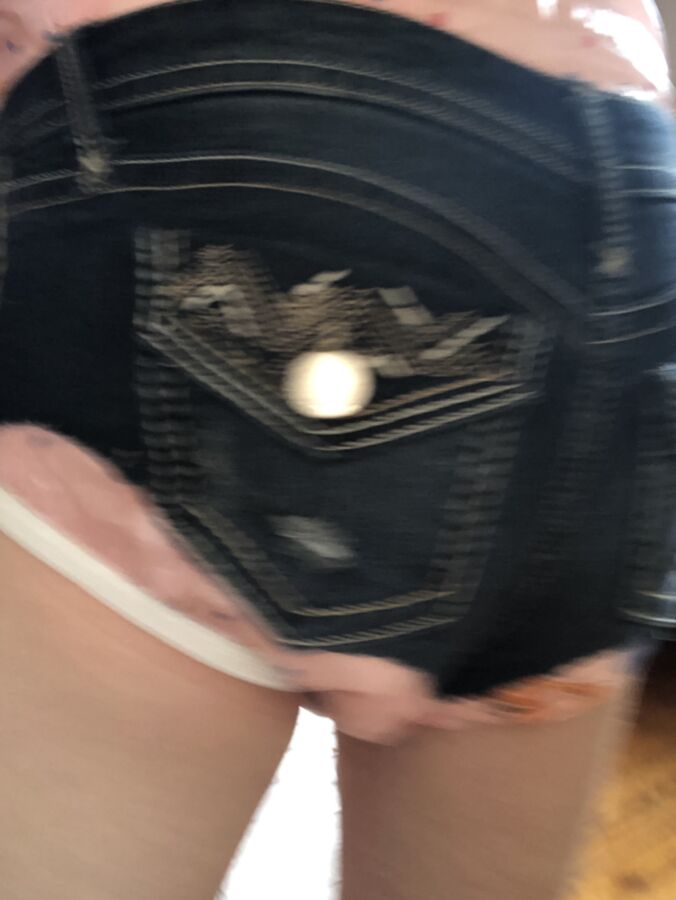 Pathetic diaper sissy fag Jessica Johnson craves exposure 4 of 14 pics