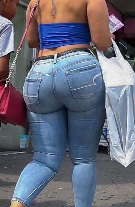 More Fat Asses in Jeans 4 of 11 pics