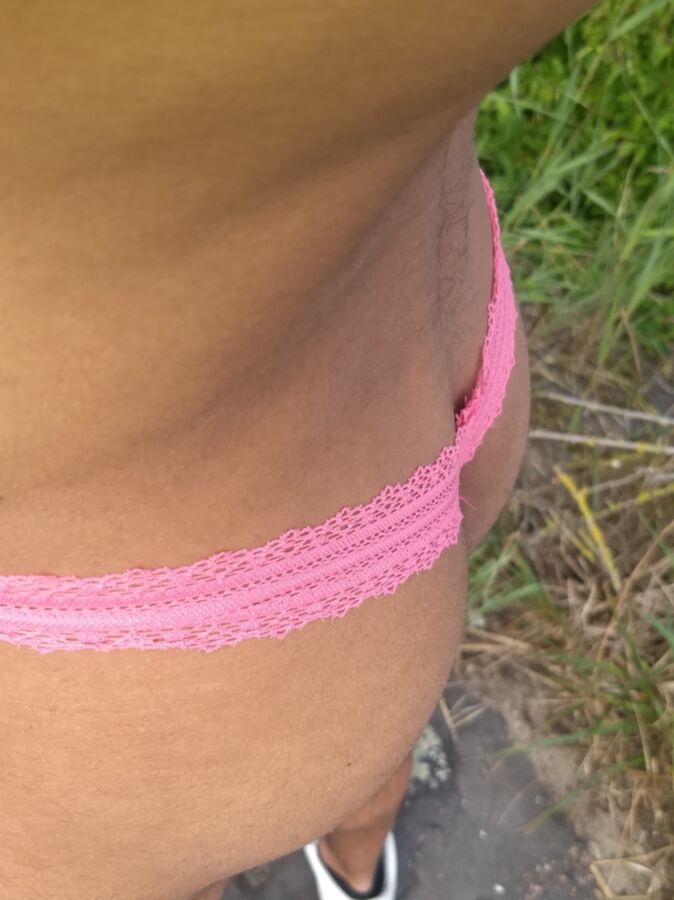 Thong in natuur 10 of 23 pics