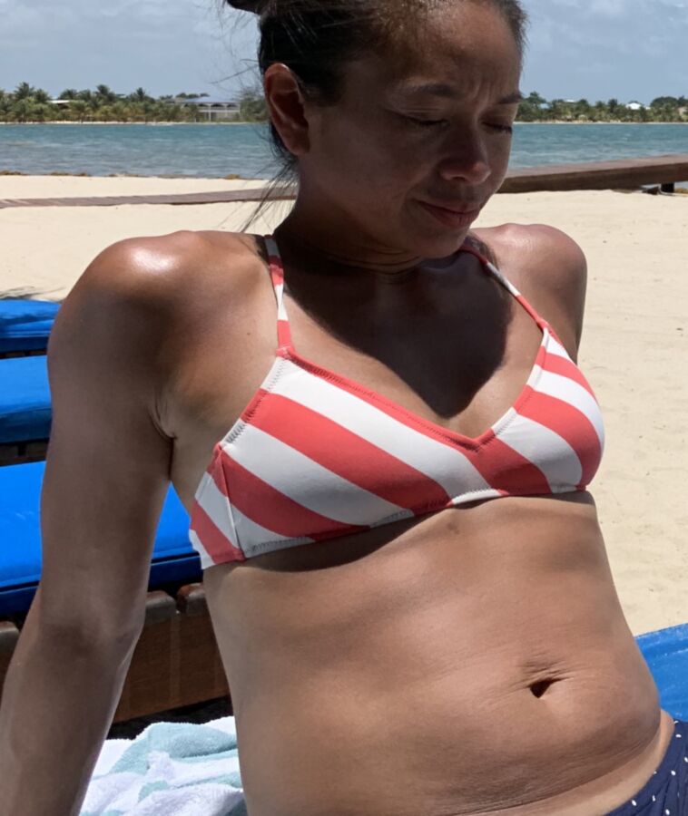 Slut Asian MILF at the beach 11 of 11 pics