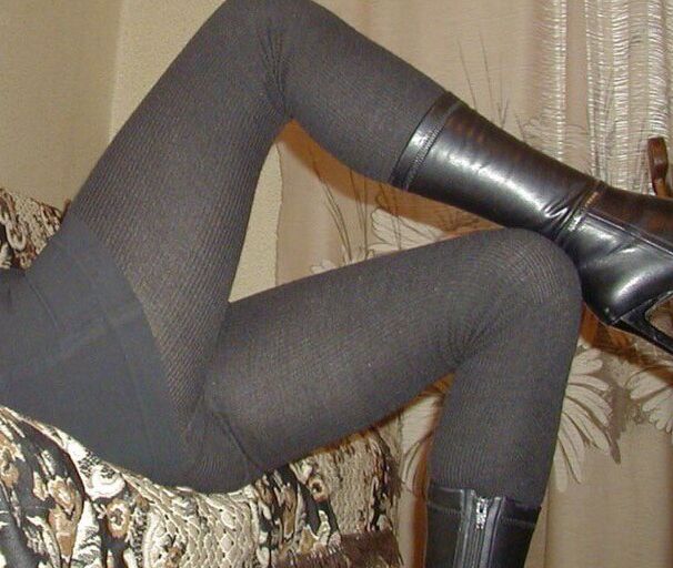 Men and Women in cotton pantyhose 21 of 152 pics