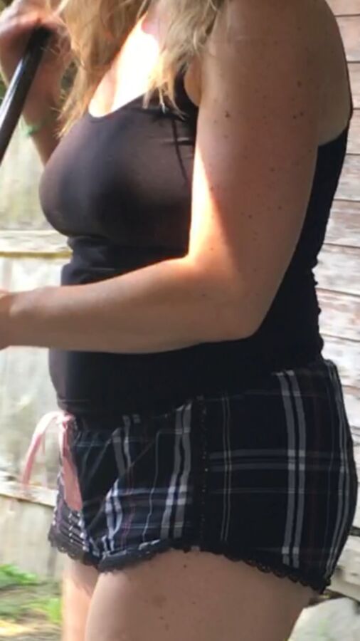 Is my wife sexy or too fat? 18 of 21 pics