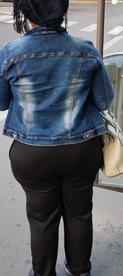 Wonderful Black Granny I Use to See every Morning (Buttcrack) 15 of 27 pics