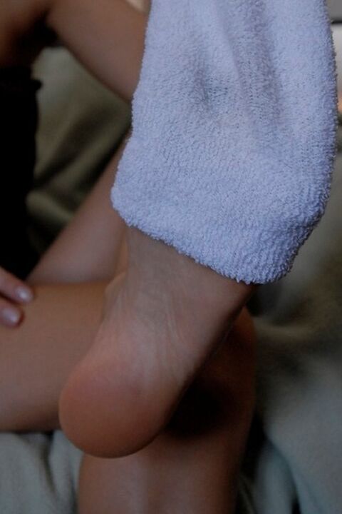 Jamie Daniels Needs Her Smelly Socks Serviced 21 of 42 pics
