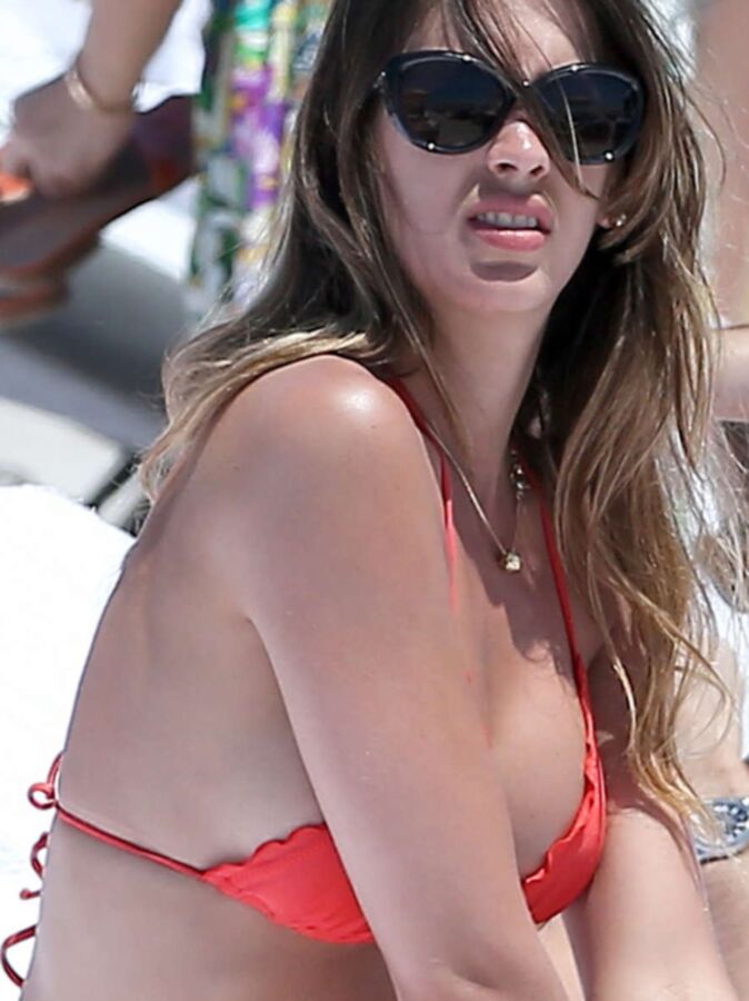 Shannon De Lima in Red Bikini on Miami Beach 3 of 7 pics