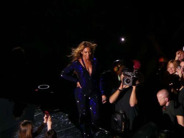 Beyonce Knowles Performing at the Kombank Arena in Belgrade 20 of 36 pics
