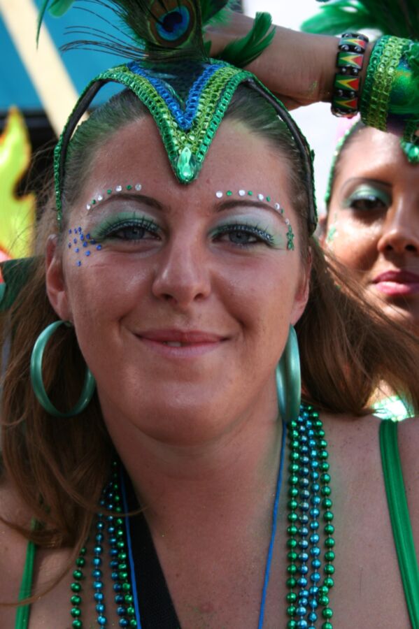 Street Carnival Girls. 15 of 176 pics