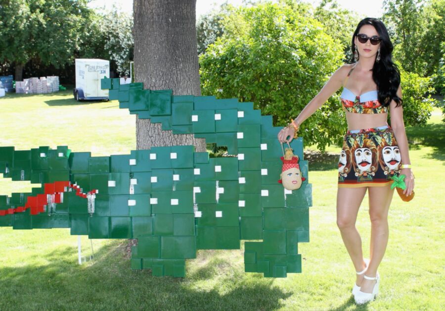 Katy Perry - Lacoste L!VE Coachella Desert Pool Party 1 of 6 pics