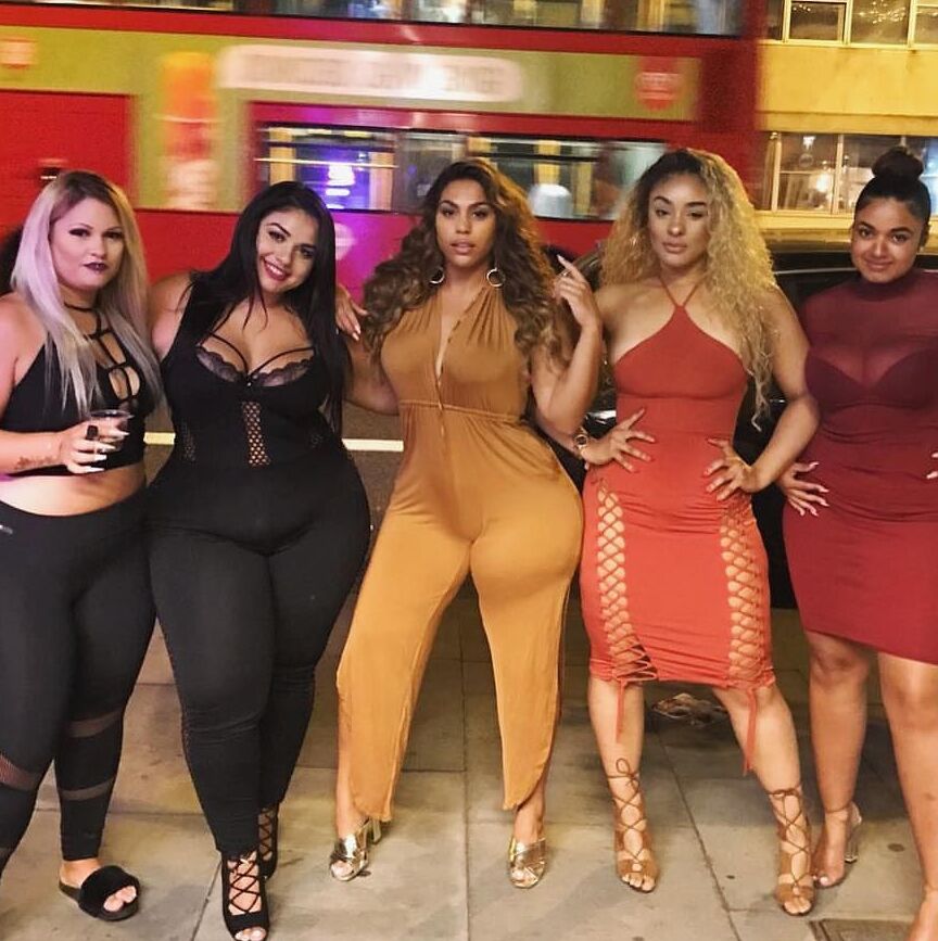 Group Plus Size  7 of 27 pics