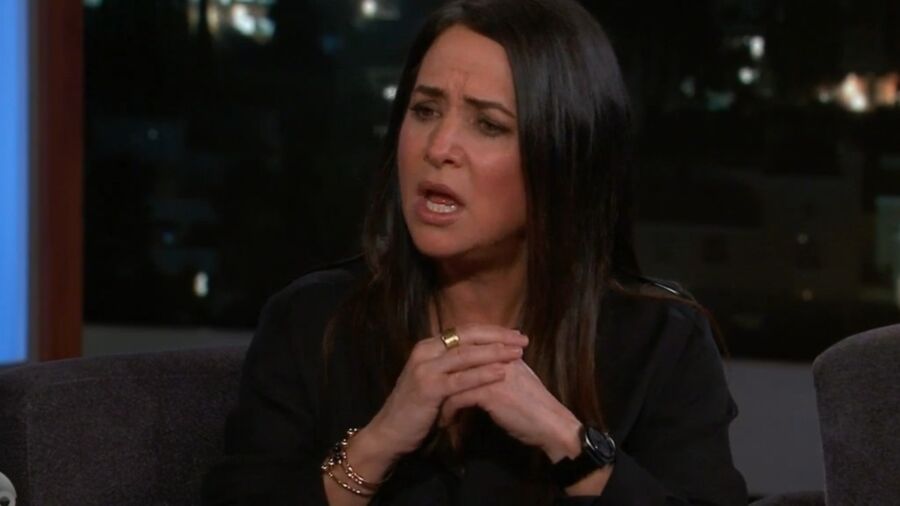 Pamela Adlon 16 of 19 pics