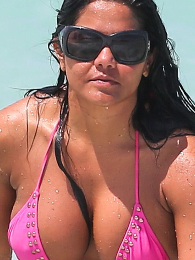 Maripily Rivera Bikini Candids in Miami 1 of 10 pics