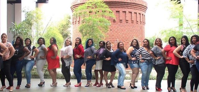 Group Plus Size  2 of 27 pics