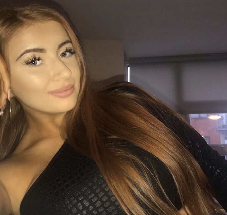 Amy - Heavy Tits Teen Chav Slut 15 of 103 pics