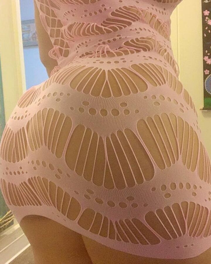 MissThickDiamond Whore With Huge Ass Of Instagram! 3 of 145 pics