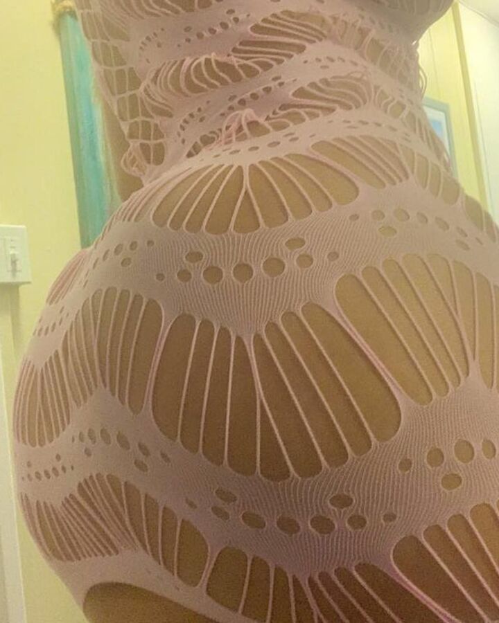 MissThickDiamond Whore With Huge Ass Of Instagram! 2 of 145 pics