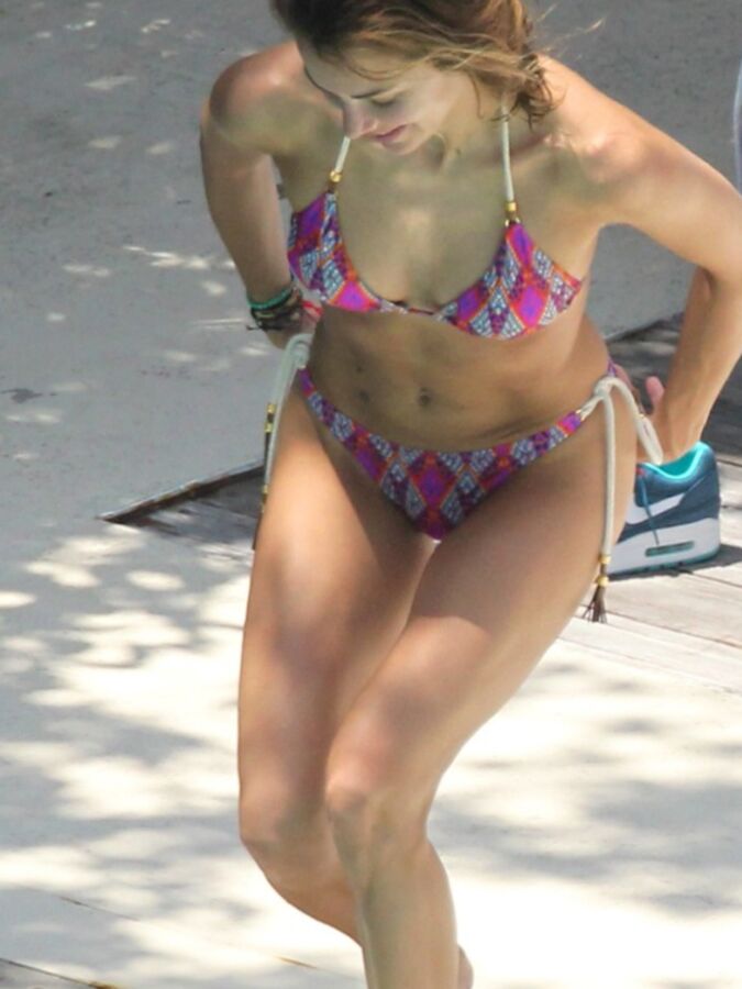 Melissa Theuriau - Bikini Candids in Miami 4 of 9 pics