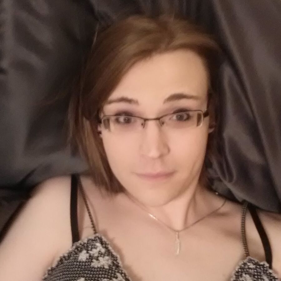 Traps, TV, TS and sissy wearing glasses 3 of 175 pics