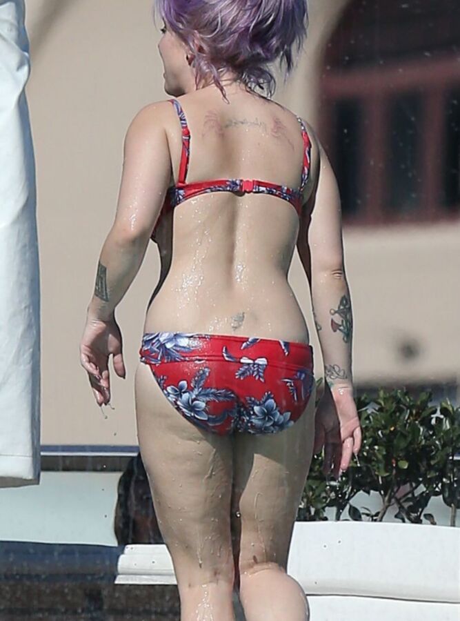 Kelly Osbourne Red Floral Bikini Candids in Sydney 3 of 21 pics