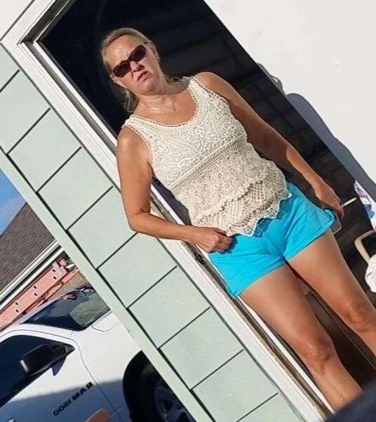 Lori in Short Shorts always makes me horny 7 of 79 pics