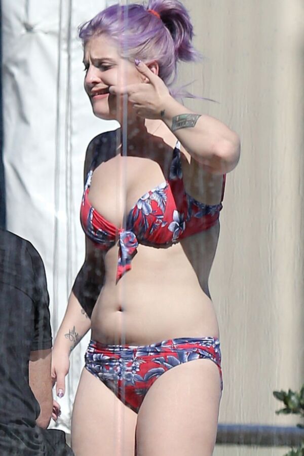 Kelly Osbourne Red Floral Bikini Candids in Sydney 12 of 21 pics