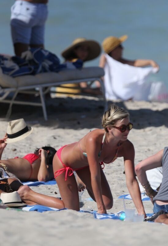 Julianne Hough and Nina Dobrev in Bikini on Miami Beach 4 of 48 pics