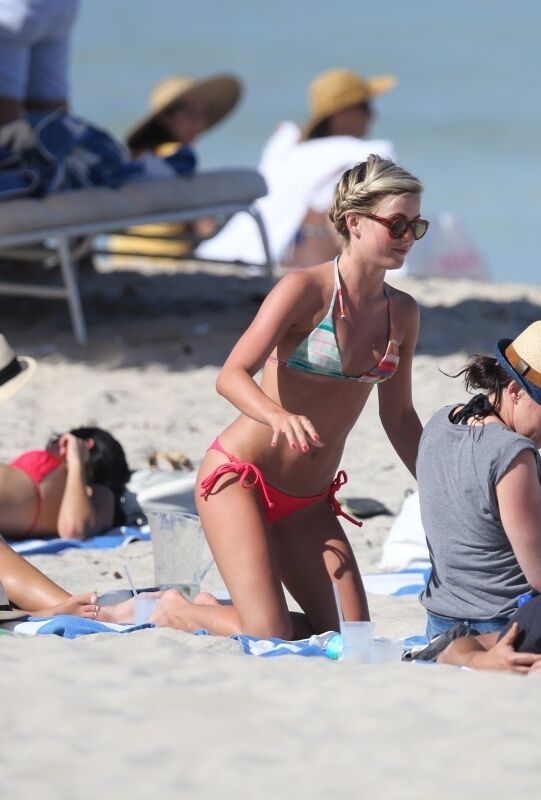 Julianne Hough and Nina Dobrev in Bikini on Miami Beach 5 of 48 pics