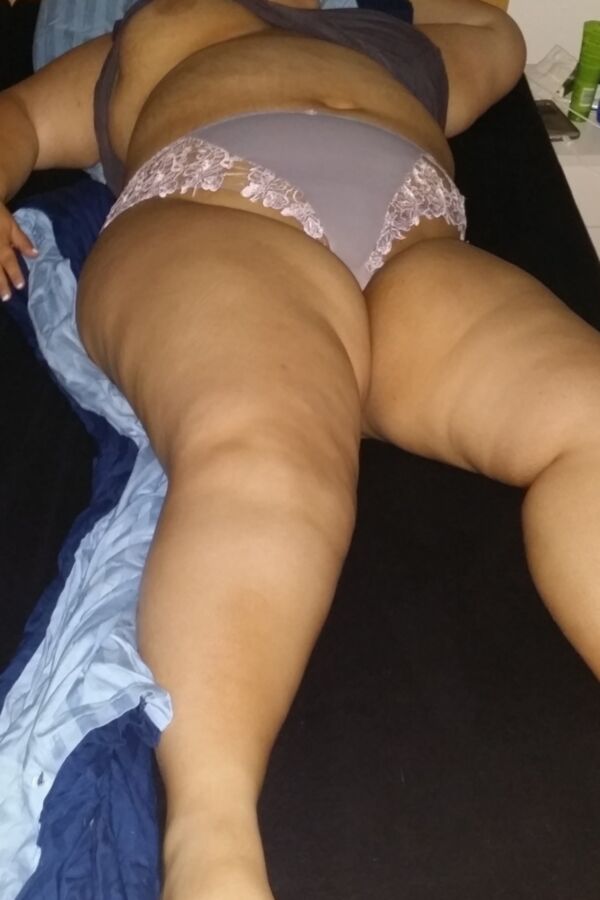 Sleeping Fat Slut Gets Exposed 9 of 15 pics