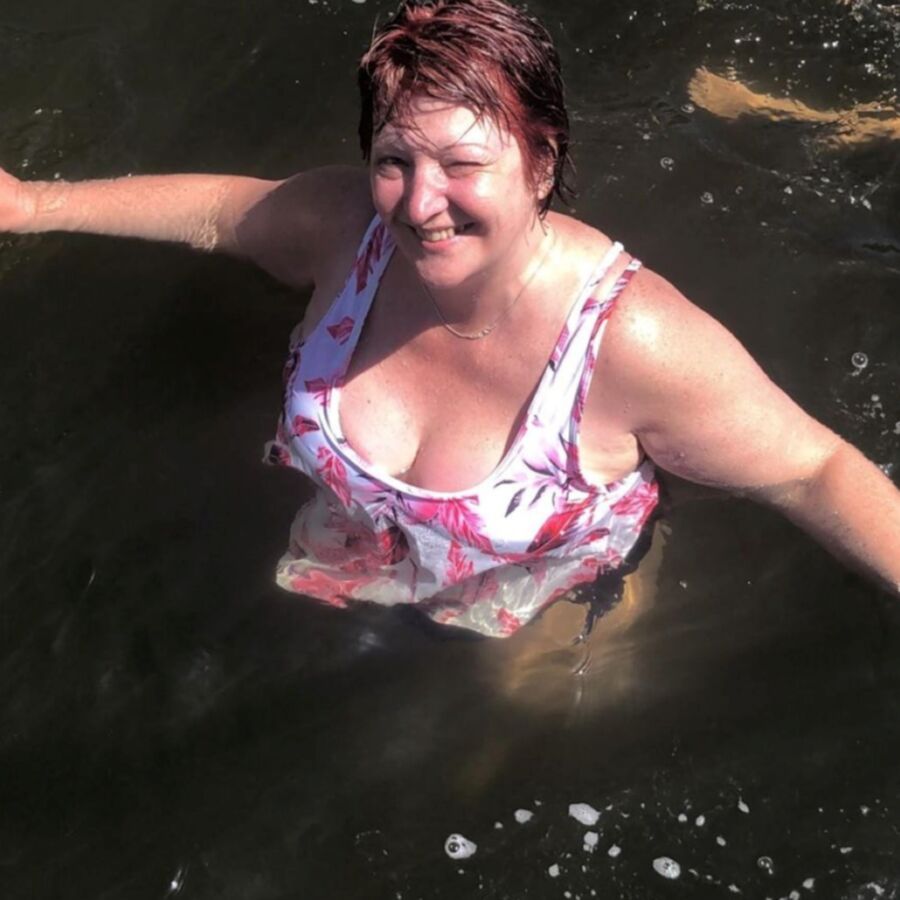 BBW MARIANN 19 of 25 pics