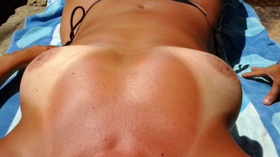 Topless Sunbathing 22 of 132 pics