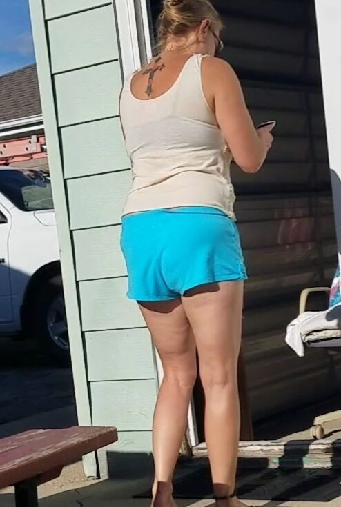 Lori in Short Shorts always makes me horny 5 of 79 pics