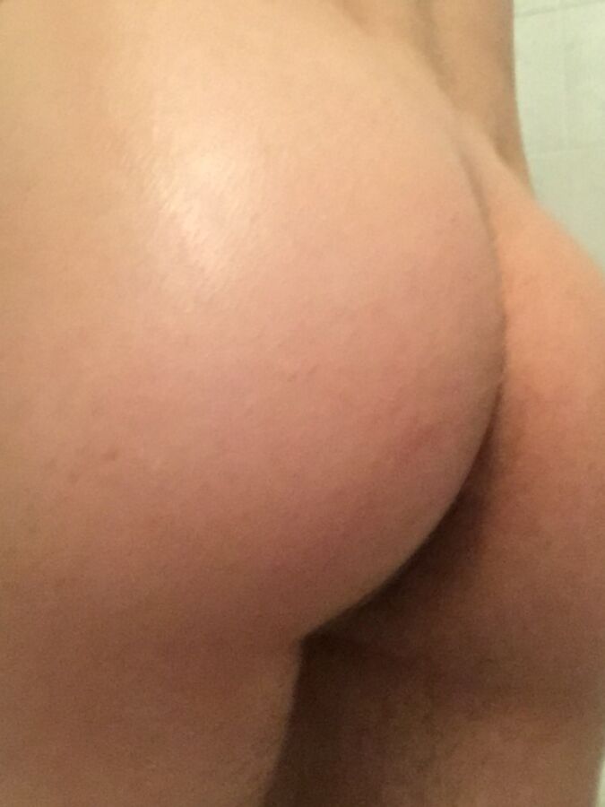 Sissy oiled up sexy ass 13 of 23 pics