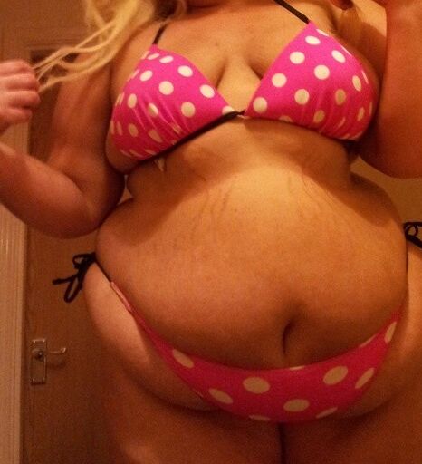 Amateur Fat Babes 5 of 34 pics