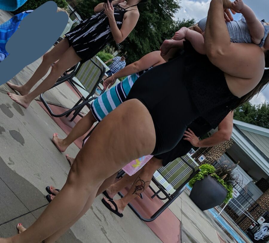 Pawg milfs at pool 15 of 31 pics