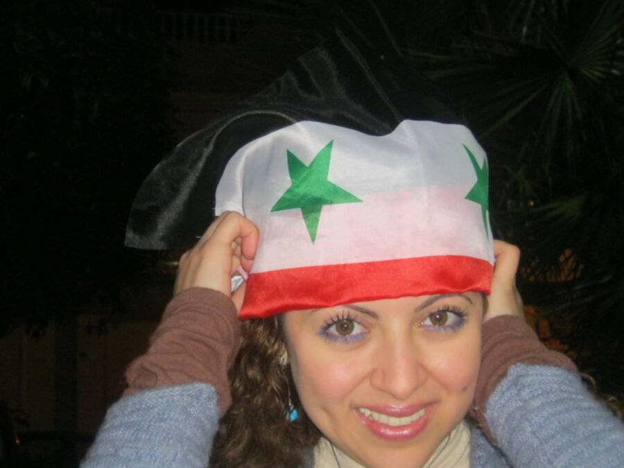 Syrian Hijabi Exhibitionist Rasha from Homs, Syria 4 of 34 pics