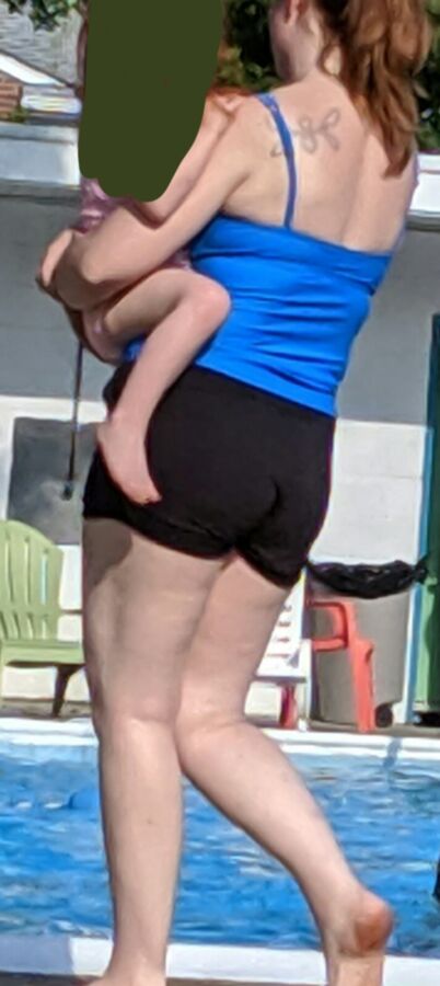 Pawg milfs at pool 11 of 31 pics