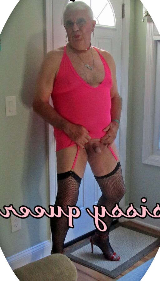 sissy steve...so lonely 6 of 10 pics