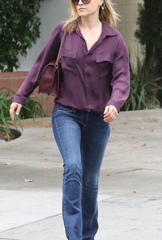 Ali Larter Booty in Jeans, Out in Santa Monica 18 of 19 pics