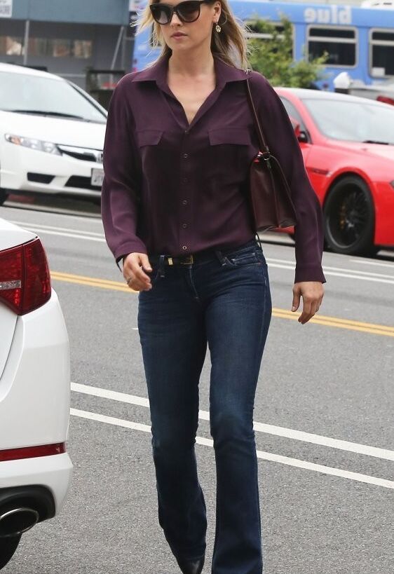 Ali Larter Booty in Jeans, Out in Santa Monica 17 of 19 pics