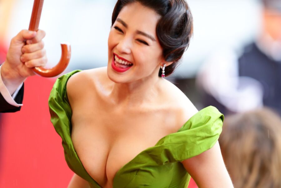 Zhang Yuqi at Premiere of "The Great Gatsby" in Cannes 1 of 18 pics