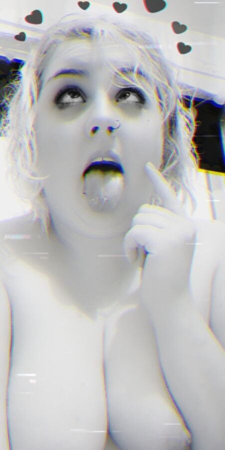 BBW / Chubby Ahegao 8 of 16 pics