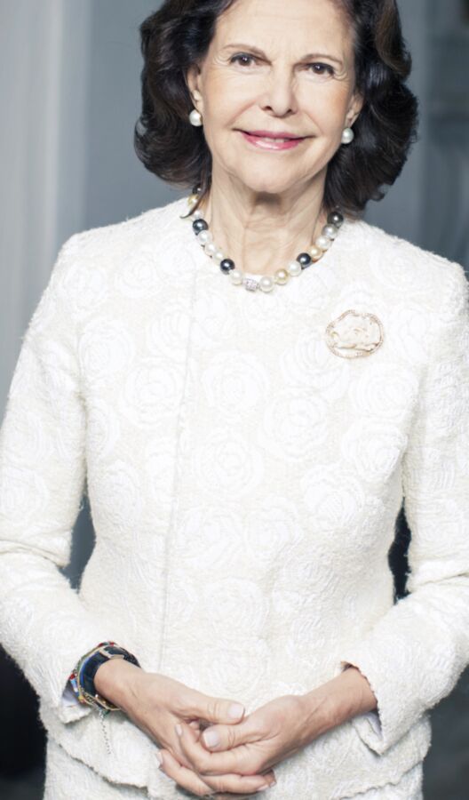 Queen Silvia 8 of 17 pics