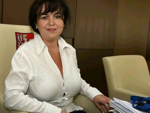 Chubby mature politician (non-nude) 5 of 15 pics