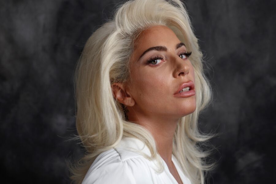 Lady Gaga hq 6 of 16 pics