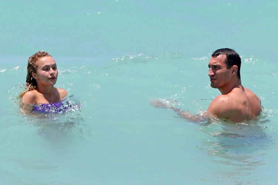 Hayden Panettiere in Bikini at a Beach in Miami 13 of 15 pics
