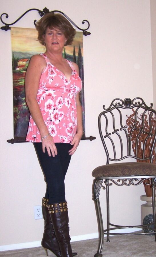 Sensuous and sexy gilf in boots 3 of 73 pics