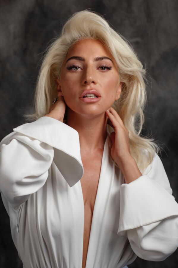 Lady Gaga hq 5 of 16 pics