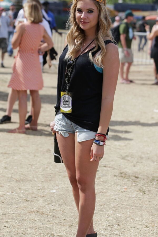 Ashley Benson Leggy in Cutoffs and Tank Top at Festival Bandeau  6 of 11 pics