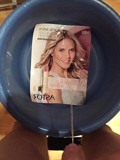 heidi klum piss 4 of 6 pics