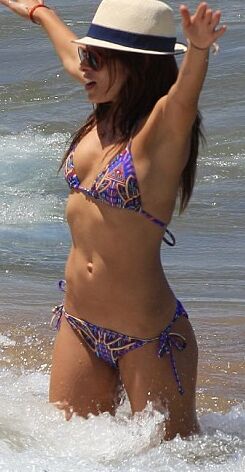 Sarah Shahi in Bikini on a Beach in Hawaii 3 of 7 pics