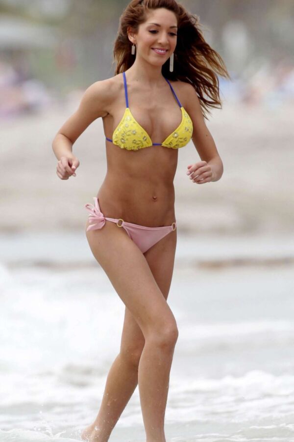 Farrah Abraham in a Yellow Bikini Top at Miami Beach 21 of 43 pics